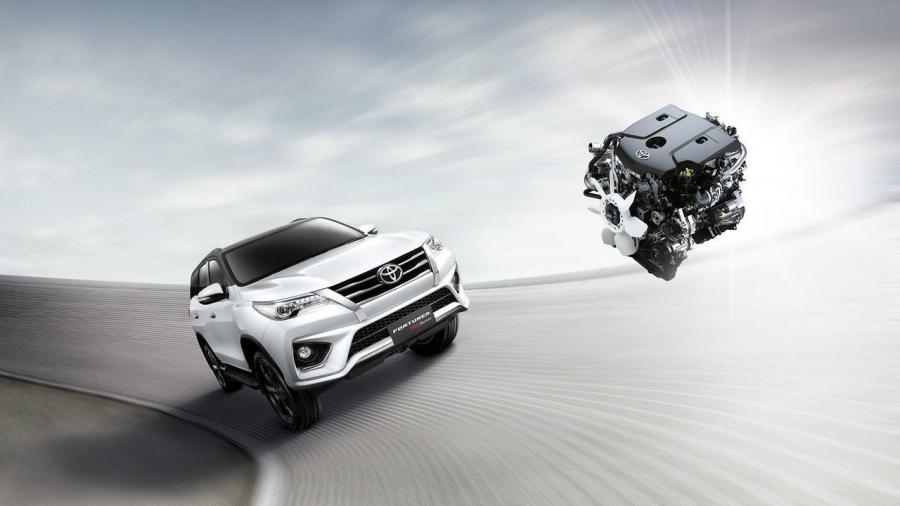  Toyota Fortuner TRD Sportivo 2016 года  (фото 3 из 20)